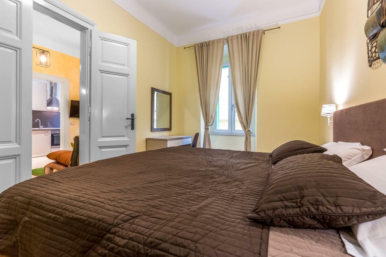 Casa Veneziana Apartment Rijeka Bagian luar foto