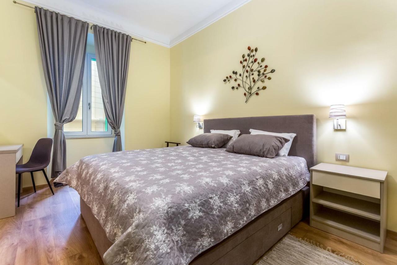 Casa Veneziana Apartment Rijeka Bagian luar foto