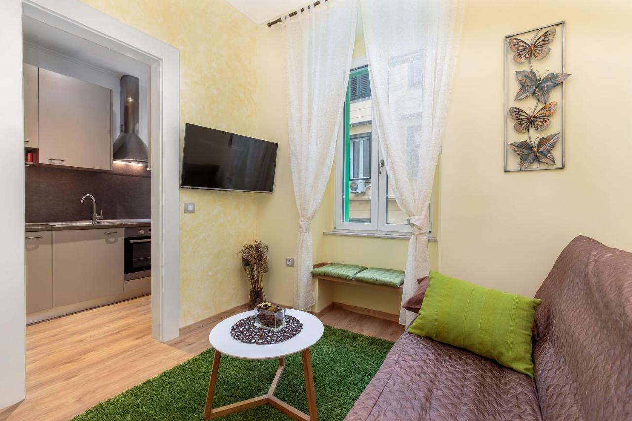 Casa Veneziana Apartment Rijeka Bagian luar foto