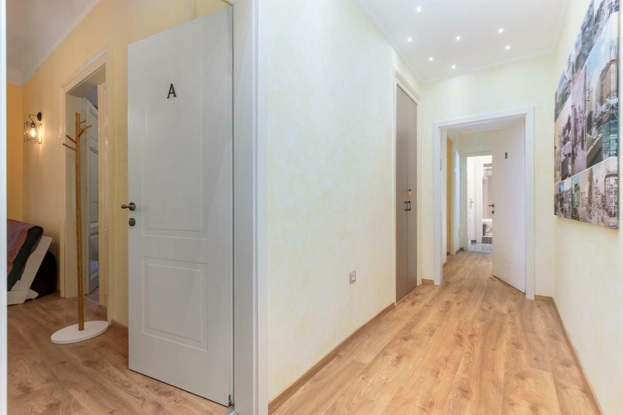Casa Veneziana Apartment Rijeka Bagian luar foto