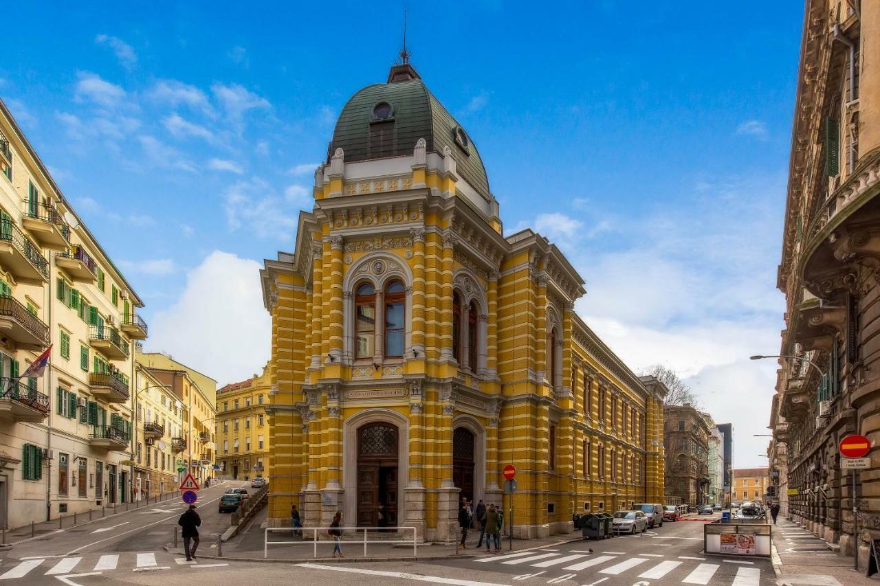 Casa Veneziana Apartment Rijeka Bagian luar foto